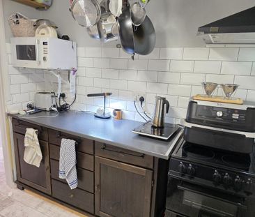 1 bedroom flat to rent - Photo 4