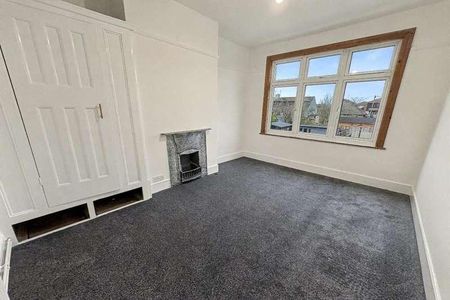 Lymington Avenue, Leigh On Sea, Essex, SS9 - Photo 4