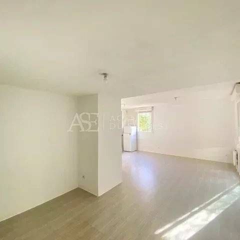 Location Appartement - Photo 1