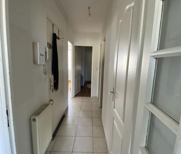 Location Appartement 3 pièces 68m² CHALONS EN CHAMPAGNE 51000 - Photo 6