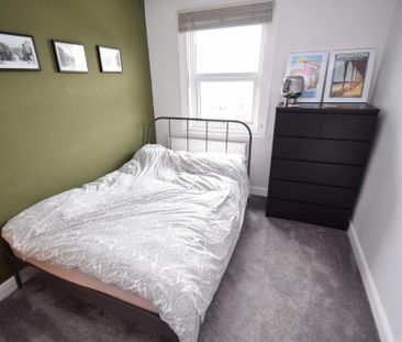 2 bedroom property with land to rent - Photo 2