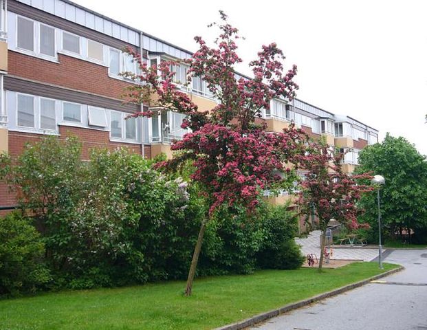 Topasgatan 22 - Photo 1