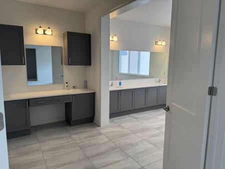 For Lease - 32 Twinleaf Crescent, Adjala-Tosorontio, Ontario - Photo 3