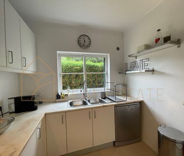 Cascais e Estoril, Lisbon - Photo 3