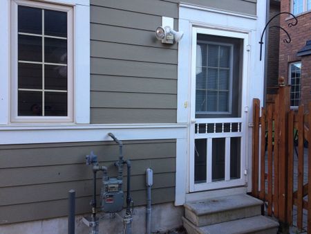 For Lease - 7 Ivy Stone Court Unit# Coach House, Markham, Ontario - Photo 2