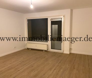 Bramfeld - Wohnen im neu modernisierten 1-Zimmer-Studio mit Balkon,... - Photo 1
