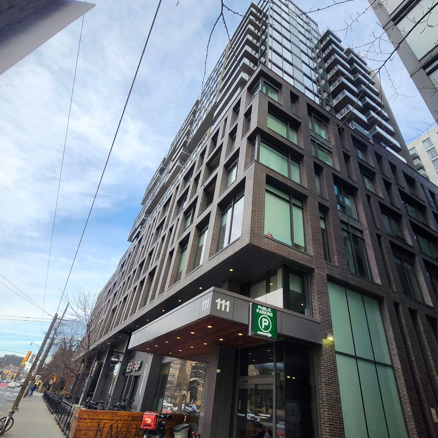 For Lease - 111 Bathurst Street Unit# 1301, Toronto, Ontario - Photo 1