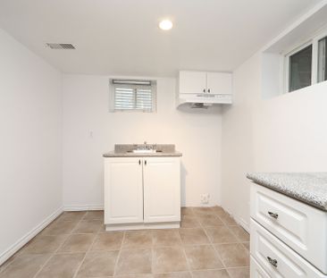 For Lease - 11 Adair Road Unit# LOWER, Toronto, Ontario - Photo 6
