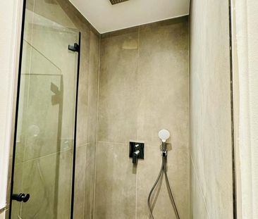 Hochwertig saniertes/möbliertes Apartment in Pempelfort - Photo 1