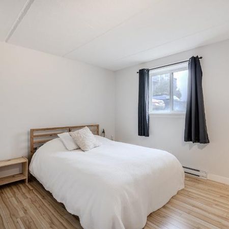 Appartement 4 ½ à louer Neufchâtel / Lebourgneuf juillet 2026 - Photo 3