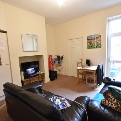 3 Bed - Grosvenor Road, Jesmond - Photo 1