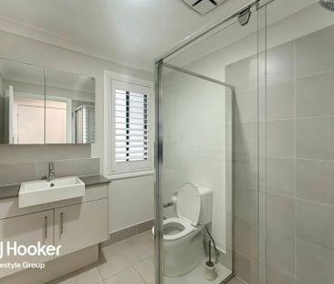 6A Howard Loop, Oran Park - Photo 1