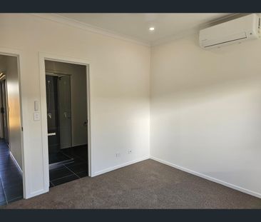 26 Marie Court, Crestmead, Qld 4132 - Photo 2