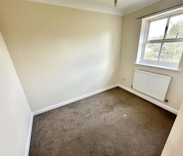 4 bedroom detached house to rent - Photo 4