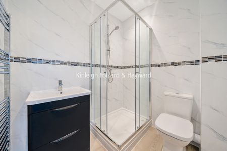 Croft Avenue, West Wickham, Kent, BR4 - Photo 5