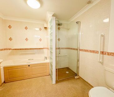 1 bedroom flat to rent - Photo 6