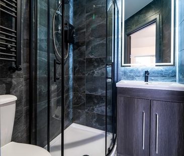 Room in a Shared House, Moorside Road, BR1 - Photo 1