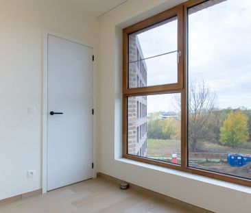 Appartement te huur in Wilrijk voor € 1.250 met 2 slaapkamers - Photo 3