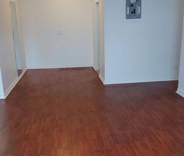 For Lease - 2881 Lawrence Avenue Unit# 3, Toronto, Ontario - Photo 4