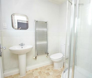 2 bedroom apartment to rent - Photo 6