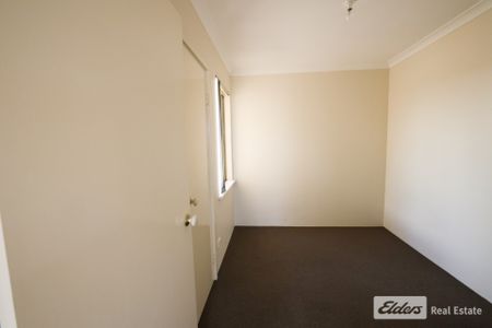 10B Frome Way - Photo 3