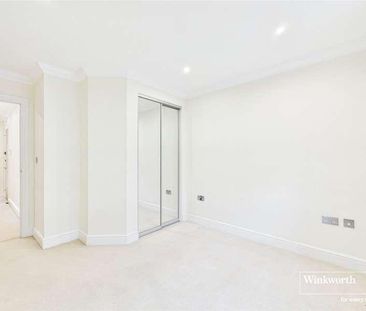 Upcross House, Upcross Gardens, Reading, Berkshire, RG1 - Photo 6