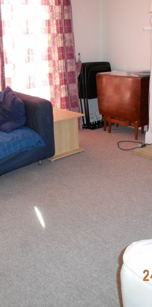 4 Bed End Terrace, Sandling Avenue, BS7 - Photo 1