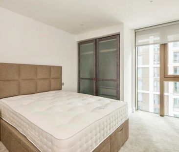 2 Bed Flat, Darwin House, SW11 - Photo 4