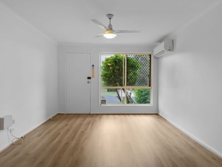 Low-Maintenance Brick Unit in Prime Centenary Heights Location - Photo 2