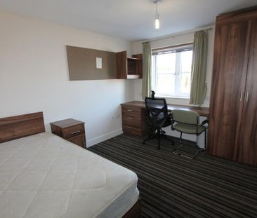 5 bedroom flat to rent - Photo 5