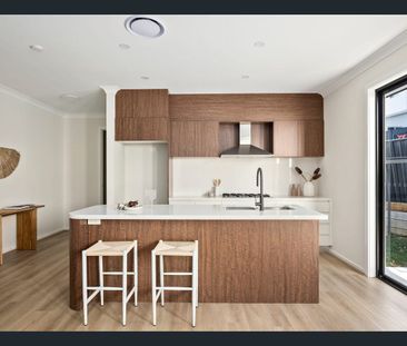 Contemporary Living in Keiraville - Photo 3
