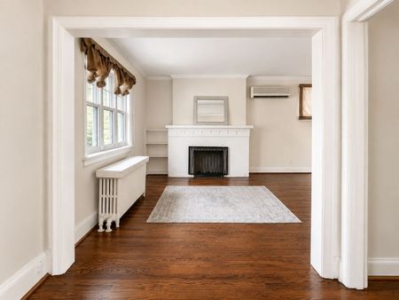 For Lease - 25 Ranleigh Avenue Unit# 2nd Floor unit, Toronto, Ontario - Photo 5