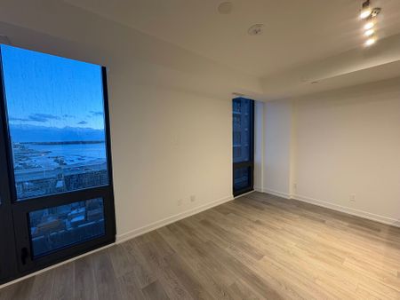 For Lease - 35 Parliment Street Unit# 911, Toronto, Ontario - Photo 3