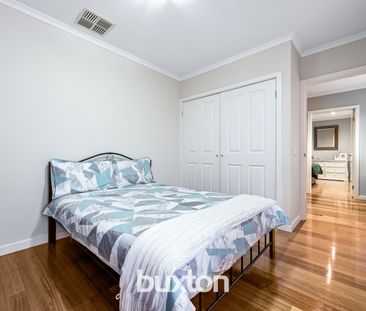 10 Stanford Avenue, Keysborough VIC 3173 - House For Rent | Domain - Photo 6