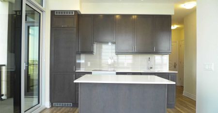 For Lease - 9075 Jane Street Unit# 615, Vaughan, Ontario - Photo 4