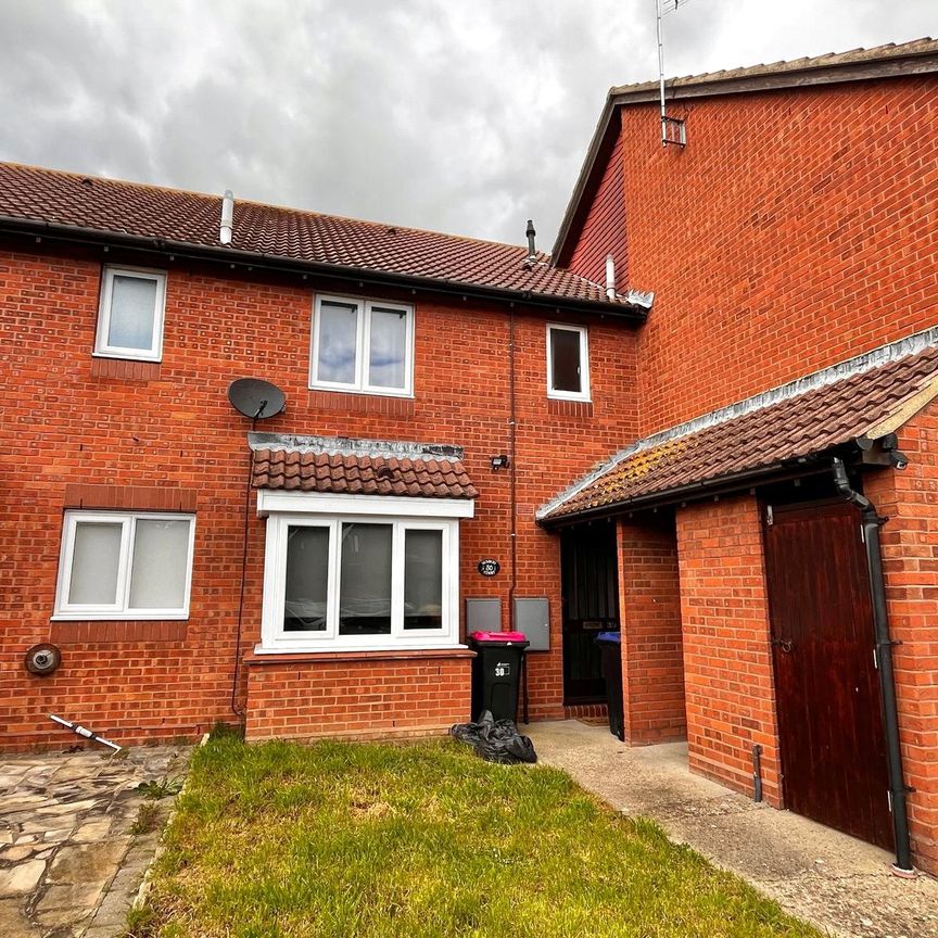 Sunbury Court, Shoeburyness, Southend-on-Sea, Essex, SS3 8TR - Photo 1