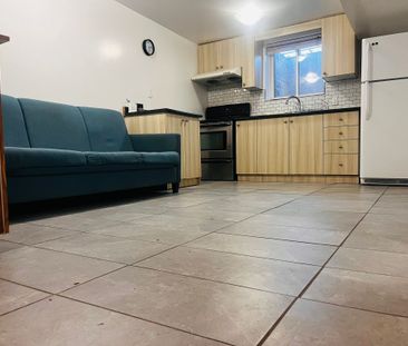 For Lease - 100 Sutherland Avenue, Brampton, Ontario - Photo 3