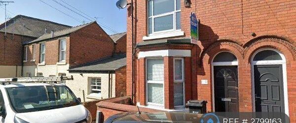 1 bedroom in a house share to rent - Photo 1