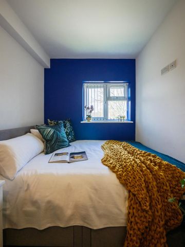 1 bedroom in a house share to rent - Photo 2