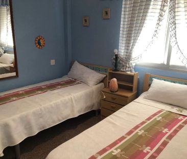 Apartamento de alquiler en Calle Burgos, Centro - Photo 5