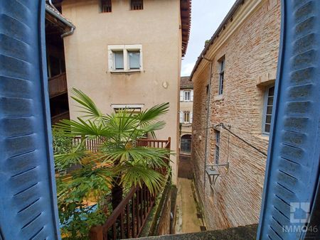 Location Appartement 2 pièces 80m² CAHORS 46000 - Photo 4