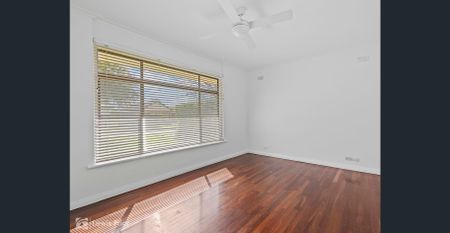 Located in Sought After Suburb - Neat & Tidy Family Home - Photo 2