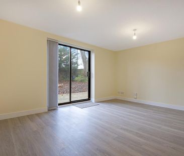 3 bedroom end of terrace house to rent - Photo 1