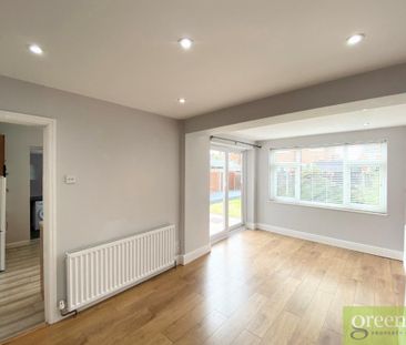 3 bedroom semi-detached house to rent - Photo 3