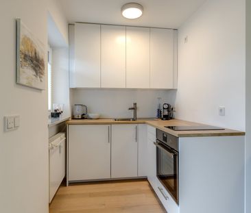 Modernly furnished apartment in Nymphenburg - Photo 1