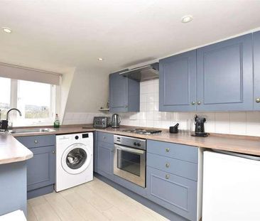 Top Floor Flat, Walcot Terrace, Bath, Somerset, BA1 - Photo 4