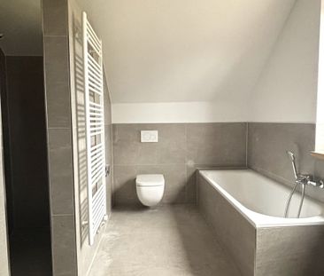 Neubau und Erstbezug: Moderne Doppelhaushälfte in Rastede umgeben v... - Photo 1