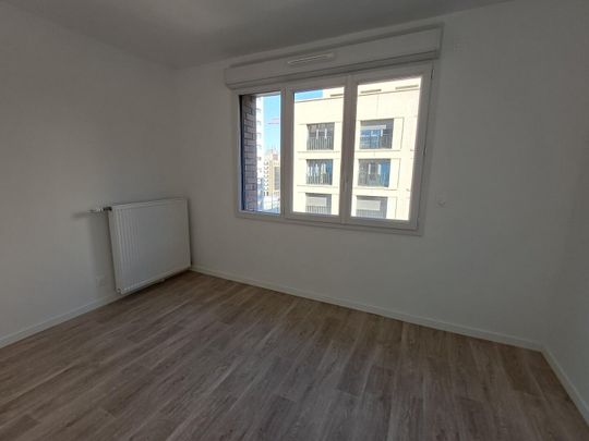 location Appartement T4 DE 78.4m² À BOBIGNY - Photo 1