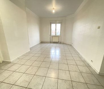 Location Appartement 4 pièces 74m² - Photo 1