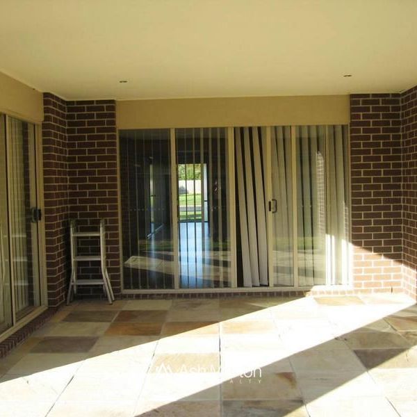 168 Linsell Boulevard, Cranbourne East, VIC 3977 - Photo 1